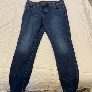 Old Navy Mid-Rise Super Skinny Jeans - 14L